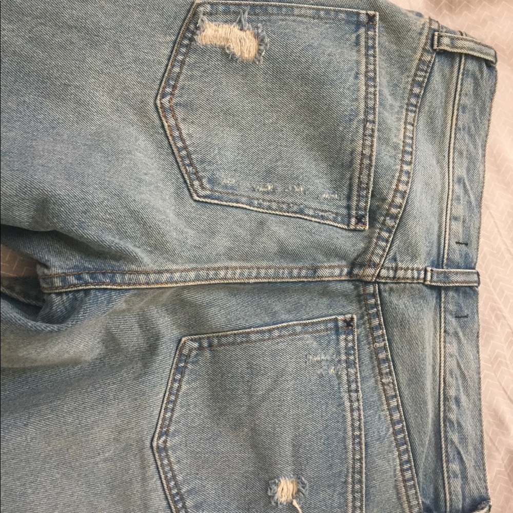 SOLD NWOT Free People Distressed Denim Jeans - Picture 5 of 7